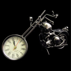 Motocykl z zegarkiem